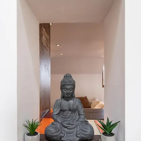 Panorama Penthouse Apartment *